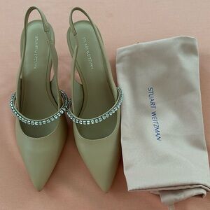 New Stuart Weitzman Crystaline Leather shoes. Size 7.5